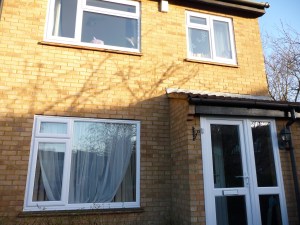 4 bedroom convenient for Royal Holloway University London